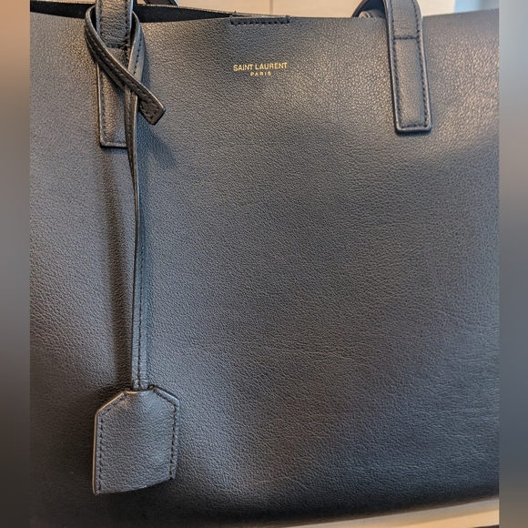 Saint Laurent East/West Black Leather Tote - Picture 6 of 9
